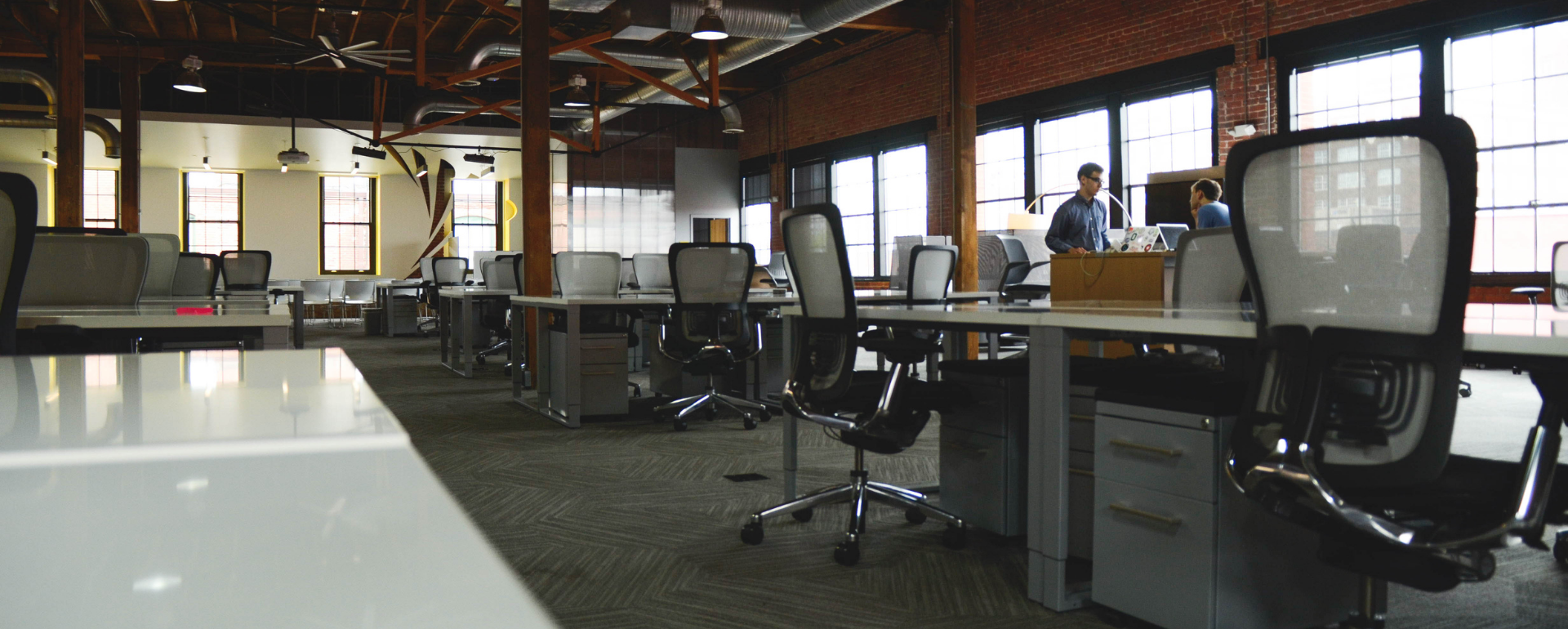 Surfaces de bureaux : combien de mètres carrés prévoir ?